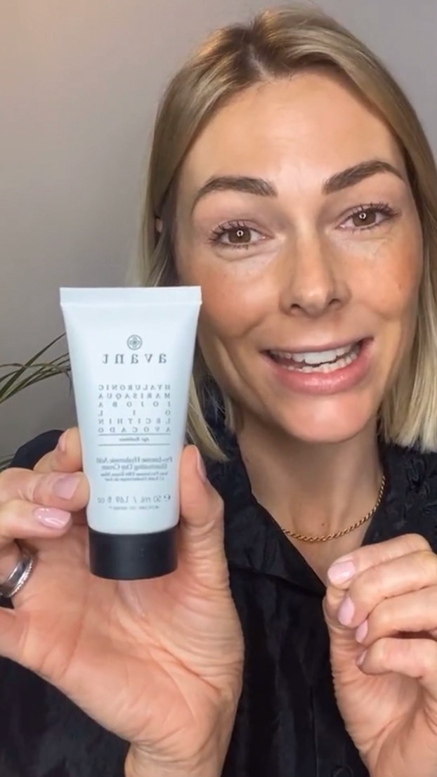 Avant Skincare | Pro-Intense Hyaluronic Acid Illuminating